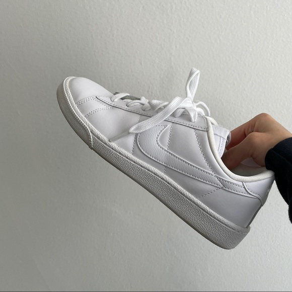 Sold - Picture 1 of 3